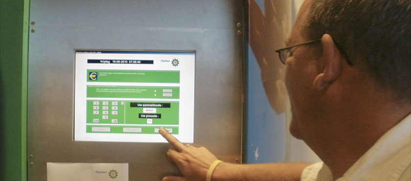 Buyers can use one of the many touch screens around the auction hall to print their loading-list.